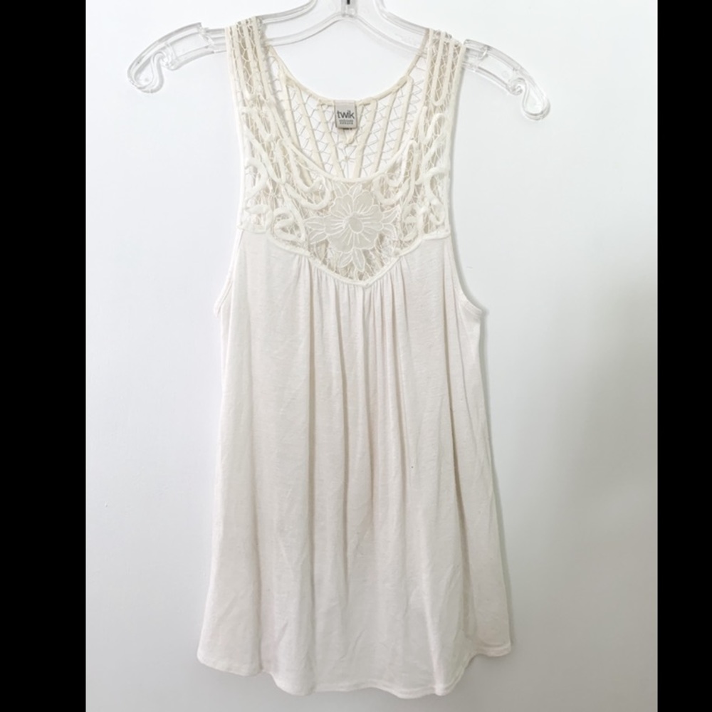 Cute Chic Lace Design White Camisole